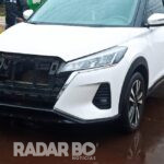 Moto e Nissan Kicks colidem em cruzamento de Toledo