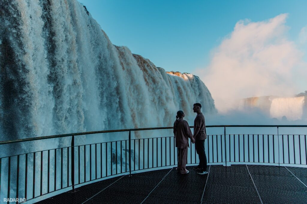 Feriadão deve levar 35 mil pessoas às Cataratas do Iguaçu com horário estendido e atrações