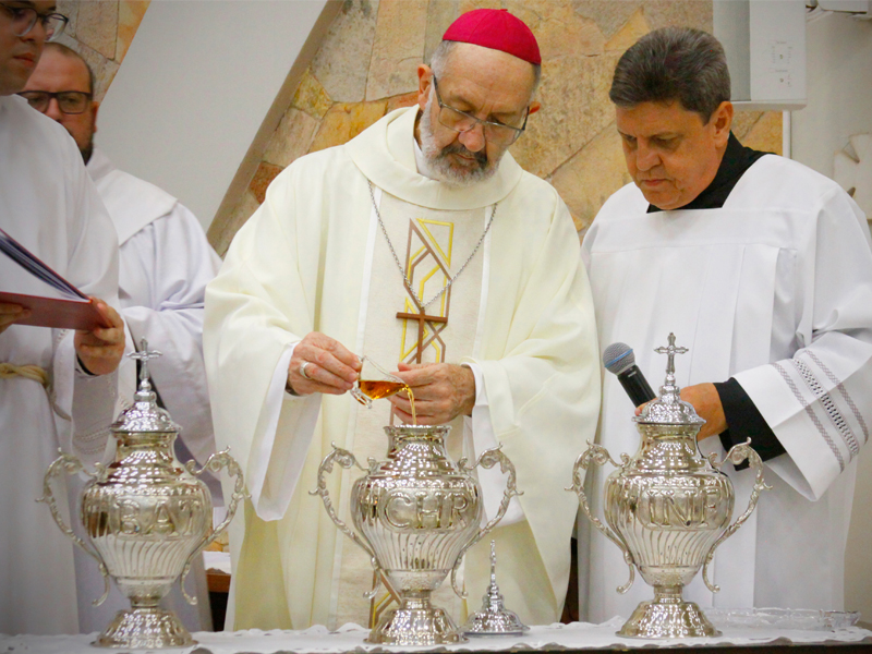 Diocese de Toledo celebra Missa dos Santos Óleos em Formosa do Oeste nesta quarta-feira