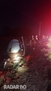 Caminhão de Marechal Cândido Rondon tomba na BR-163 e motorista morre no local