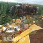 Falha mecânica causa tombamento de caminhão na PR-581 perto de Tupãssi