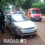 Van escolar com alunos é atingida por carro conduzido por motorista não habilitado em Toledo