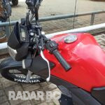 Idoso fica ferido em acidente entre moto e caminhão em cruzamento de Toledo