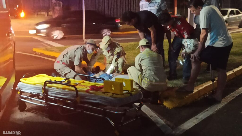 Motociclista de 49 anos sofre fratura no fêmur após colisão na Maripá em Toledo