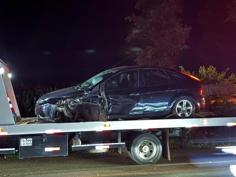 Motorista embriagado causa grave acidente com quatro veículos na BR-272 entre Guaíra e Terra Roxa
