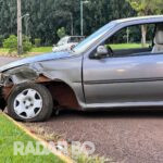 Motorista perde controle e colide contra árvore na avenida União em Toledo