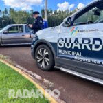 Motorista perde controle e colide contra árvore na avenida União em Toledo