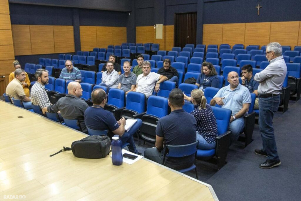 Prefeitura de Toledo discute desburocratização de processos com contabilistas