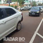 Engavetamento com três carros causa danos materiais no centro de Toledo