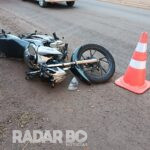 Motociclista fica gravemente ferido em colisão traseira com caminhão em Toledo