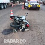 Motociclista fica gravemente ferido em colisão traseira com caminhão em Toledo