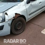 Motociclistas ficam feridos em colisão com carro no centro de Toledo