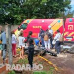 Motociclista de 21 anos sofre fratura em acidente com carro na Vila Operária