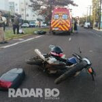 Três pessoas ficam feridas em batida de motos no Jardim Porto Alegre