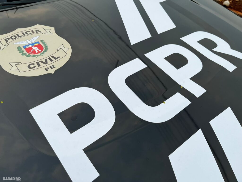 Toyota Hilux furtada em Toledo passa pela Ponte Airton Senna em Guaíra com destino ao Paraguai