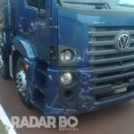 Colisão entre carro e caminhão deixa Gol destruído em Nova Santa Rosa