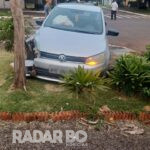 Colisão entre carro e caminhão deixa Gol destruído em Nova Santa Rosa