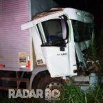 Acidente entre caminhões deixa motorista com fratura na BR-369 em Cascavel