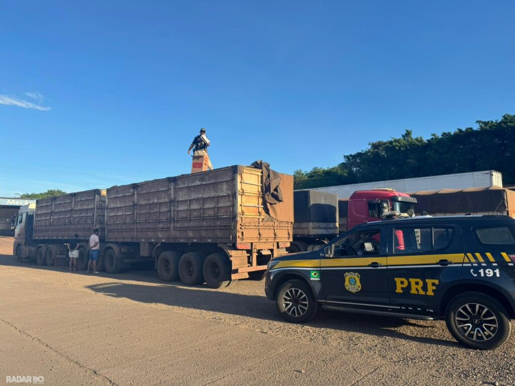 Vídeo: Bitrem carregado com 150 mil maços de cigarros é apreendido na BR-163 em Marechal Cândido Rondon