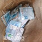 PRF apreende grande quantia em dinheiro sem comprovação de origem na BR-277 em Balsa Nova